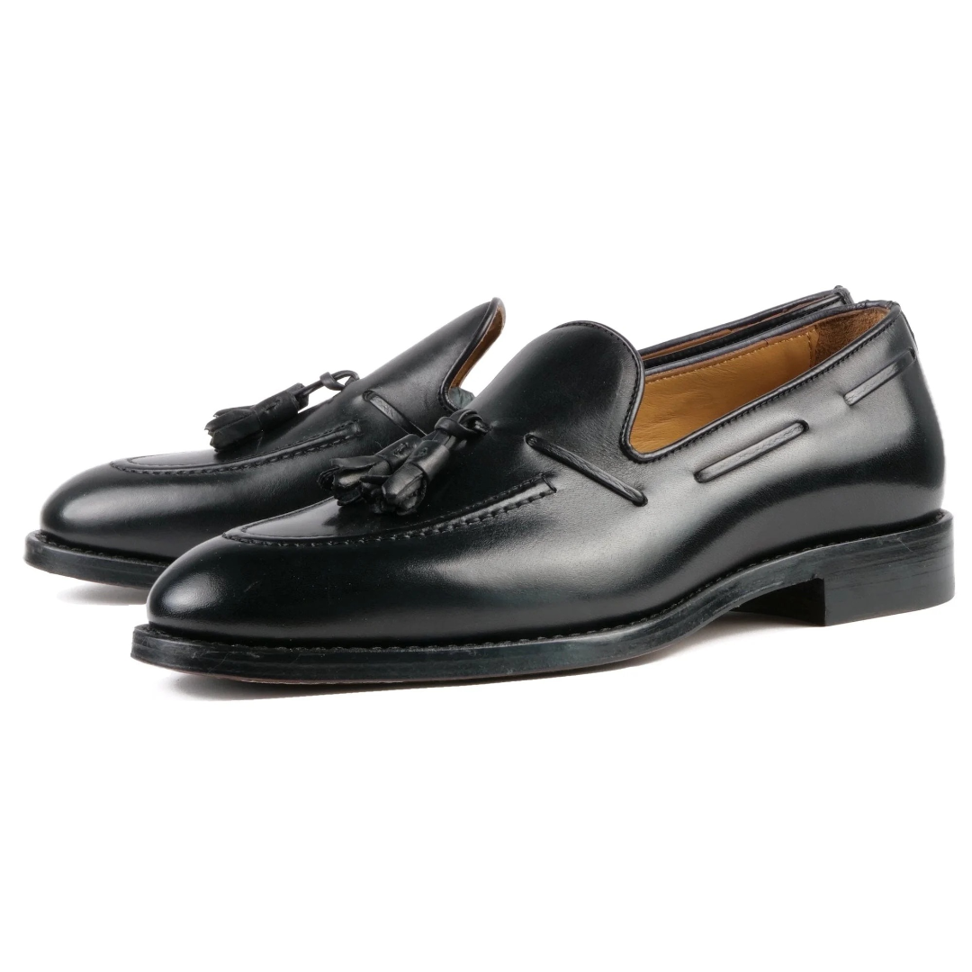 Men’s brown leather loafers shoe