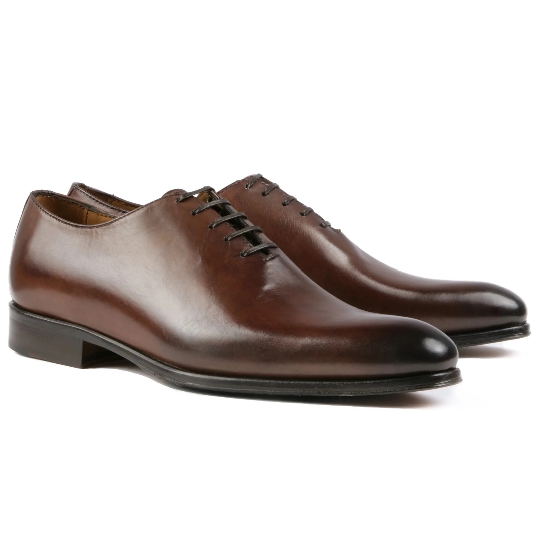 Benson Brown Wholecut Oxford for men – front view