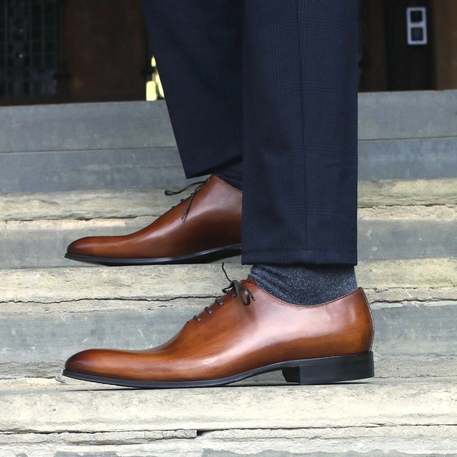 Classic tan wholecut Oxford shoes for business wear and weddings