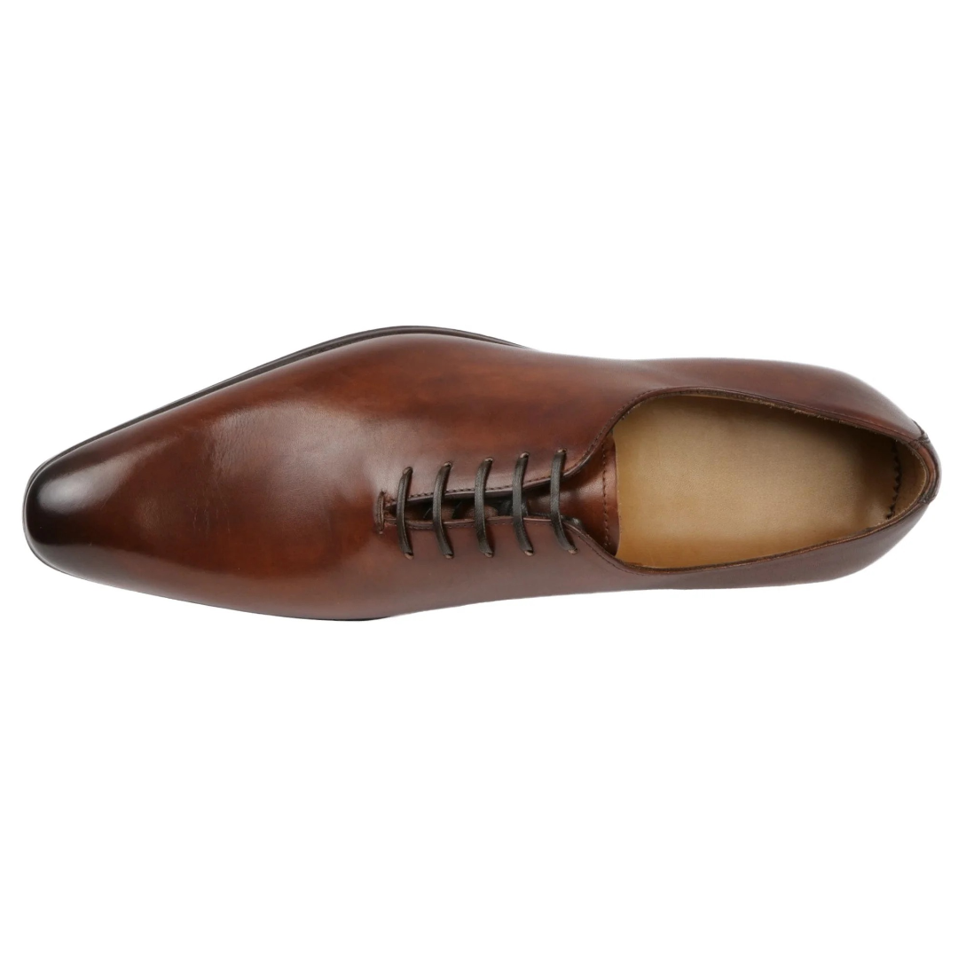 Elegant tan wholecut Oxford dress shoes for office and formal occasions