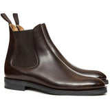 Men’s Leather Fenland Chelsea boots showcasing sleek profile and flexible elastic gussets
