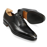 Men’s black formal Derby shoes with flexible lace-up design