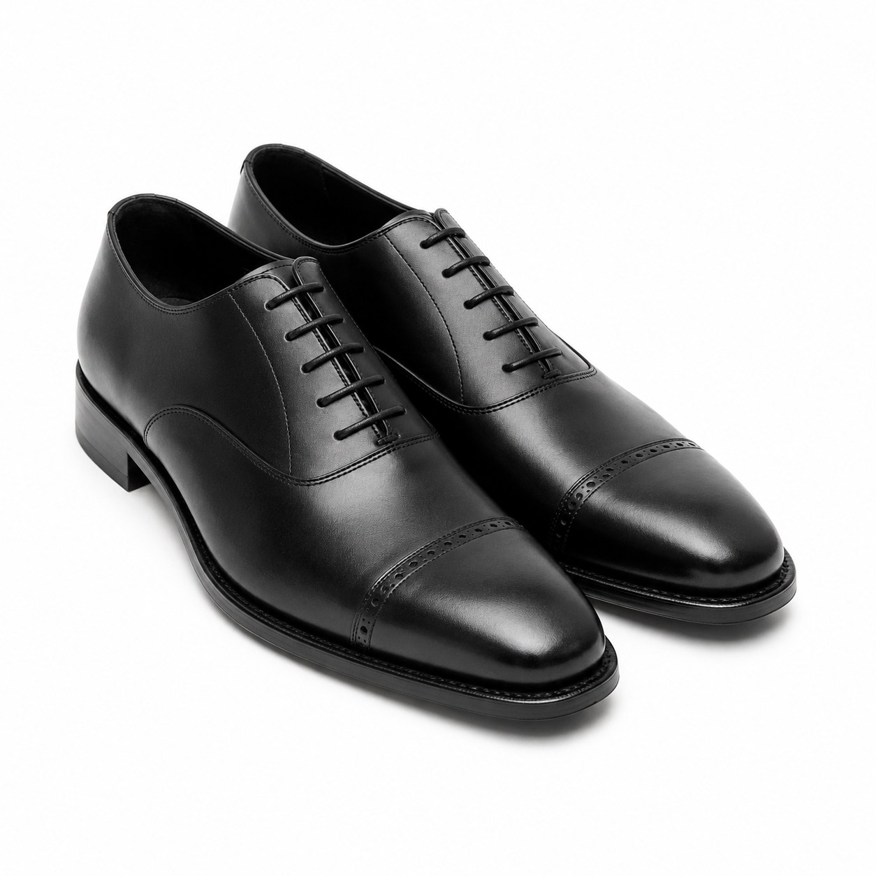 Black leather formal Oxford shoes for men with a polished finish
