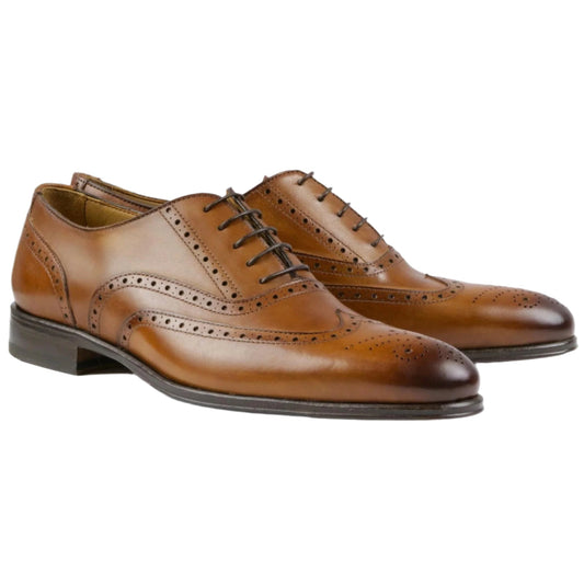 Light tan wingtip Oxford brogue leather shoes for men