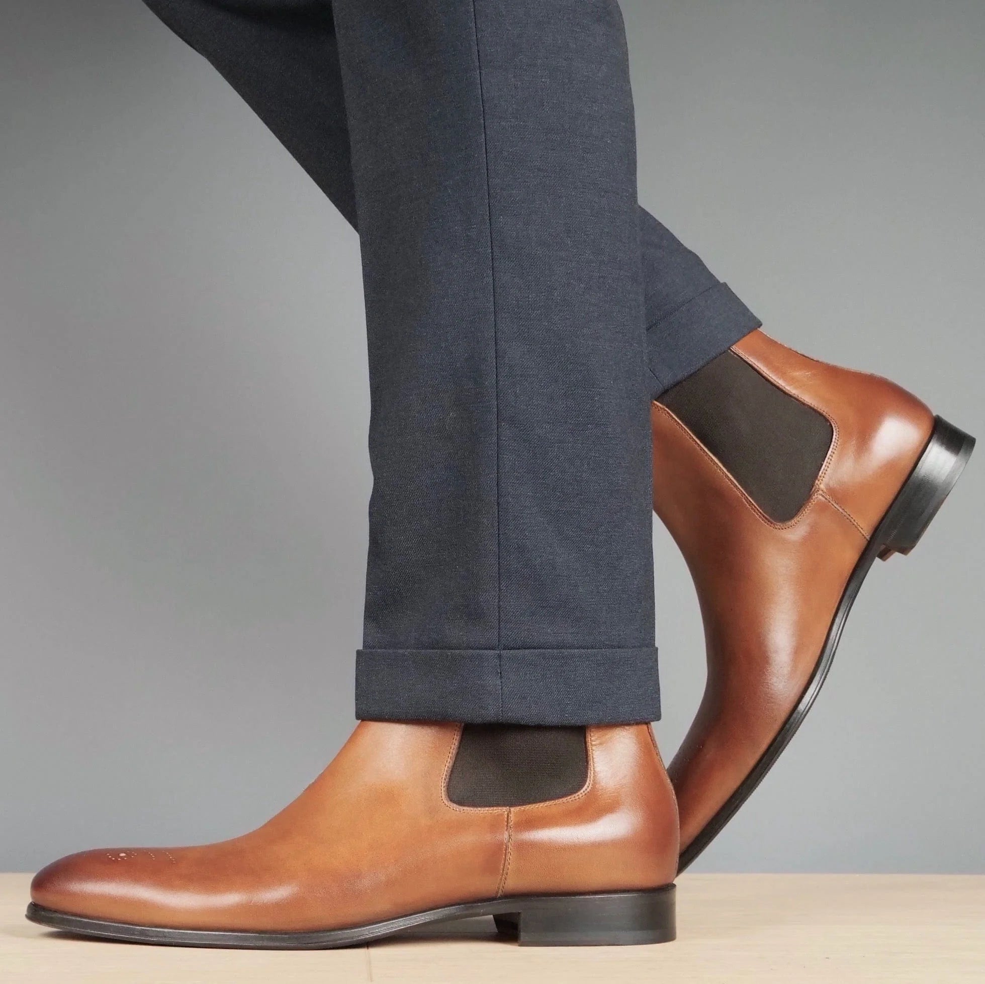 Stirling brogue Chelsea boots in light tan – stylish men’s leather ankle boots